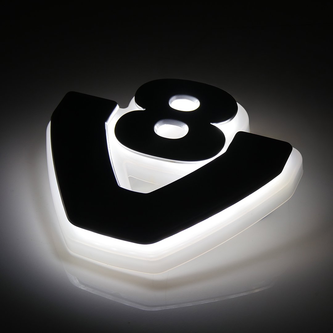 Base lumineuse pour emblème Scania V8, étanche