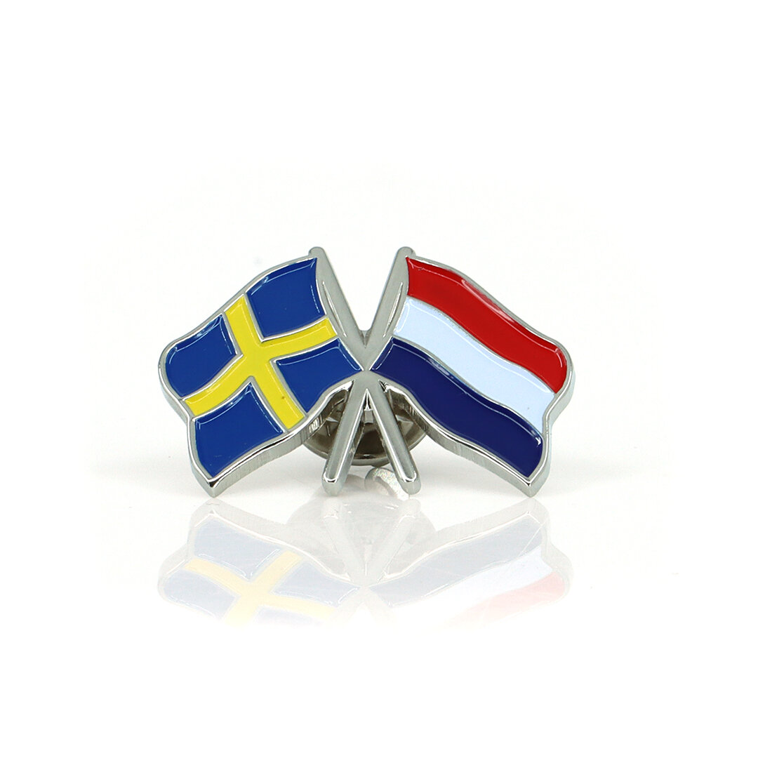 Épingle argentée Suède Italie 3x2,2 cm
