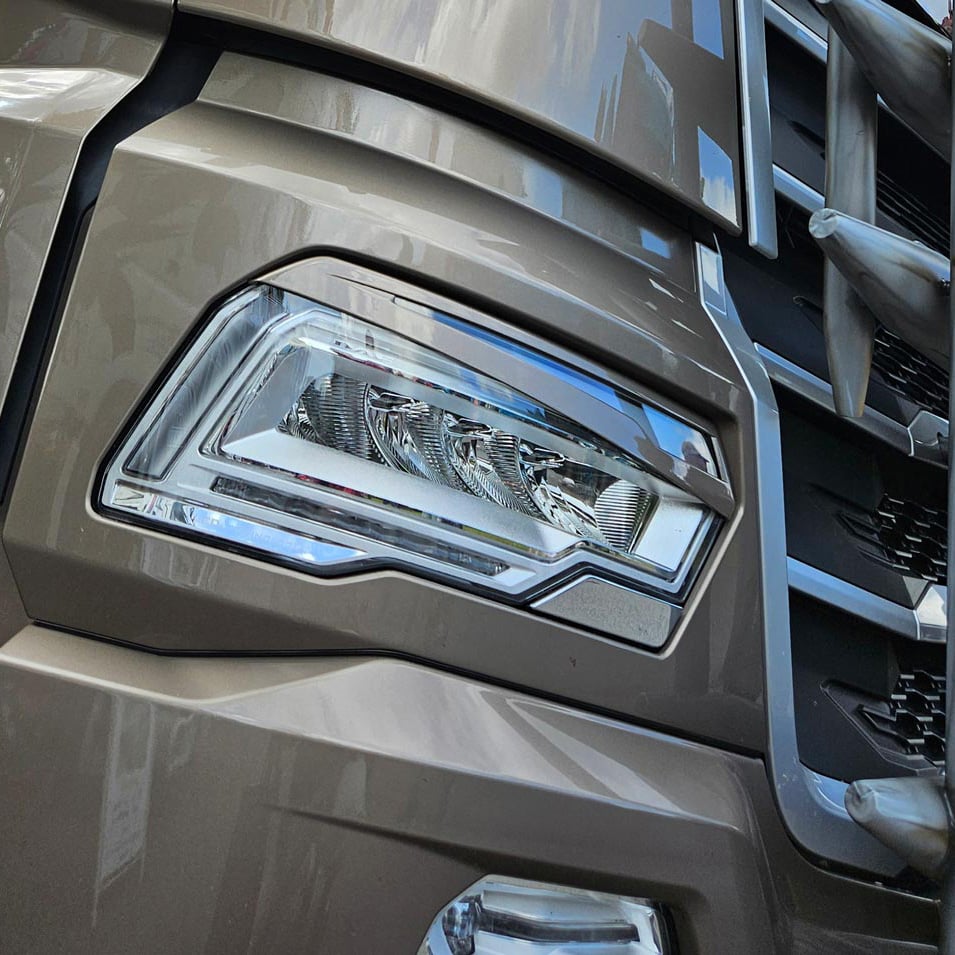 Truckstyle Sweden Eyelids DAF XF / XG / XG+