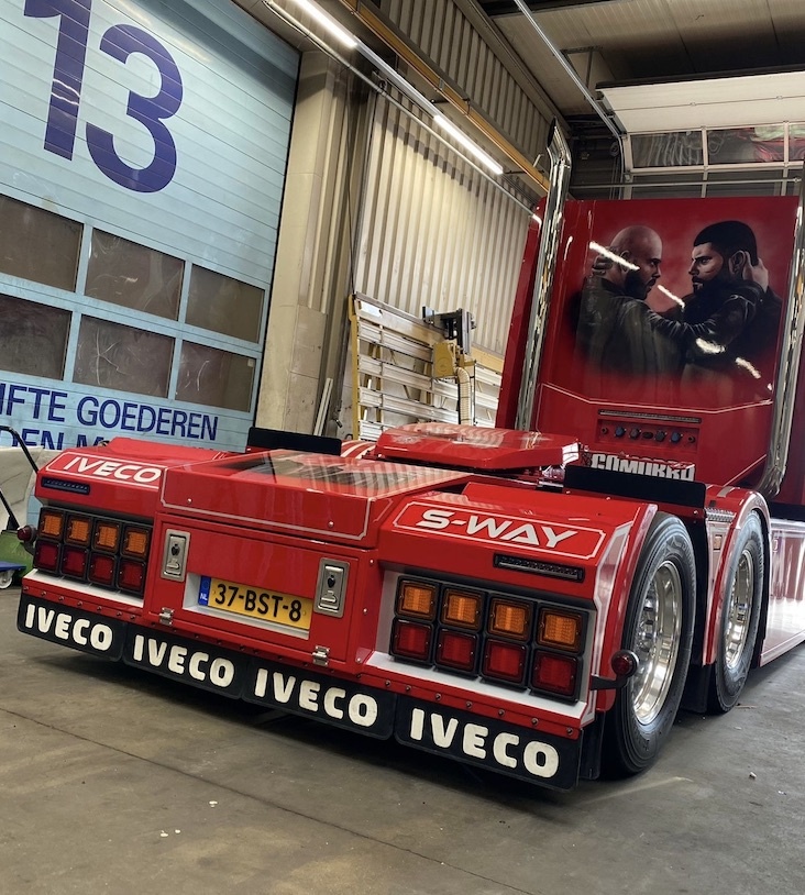 Garde-boue Iveco 63 x 35 cm (à l'unité)