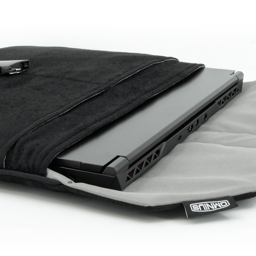 Support pour ordinateur portable Omnius 16 pouces noir aspect Alcantara fermeture à clip