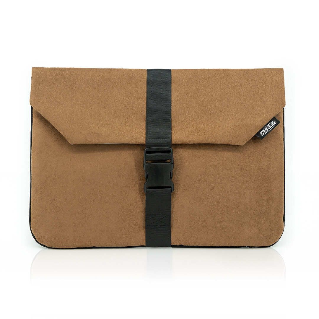 Support pour ordinateur portable Omnius 16 pouces aspect alcantara marron fermeture à clip