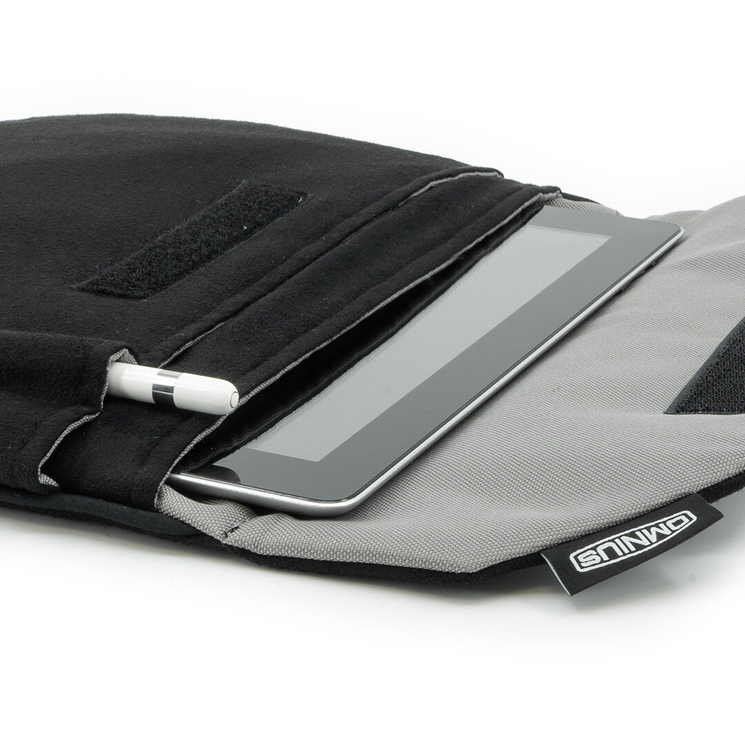 Étui pour tablette Omnius Noir Aspect Alcantara Fermeture Velcro