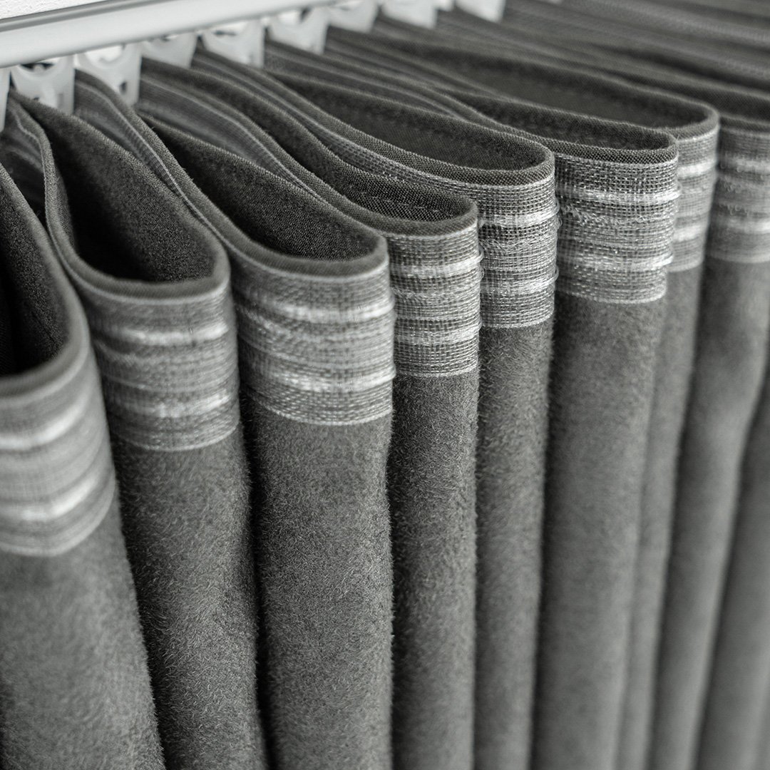 Set di tende Alcantara-Look Set di tende laterali con cinghie di sospensione e fascia per parabrezza con frange 90x225 cm