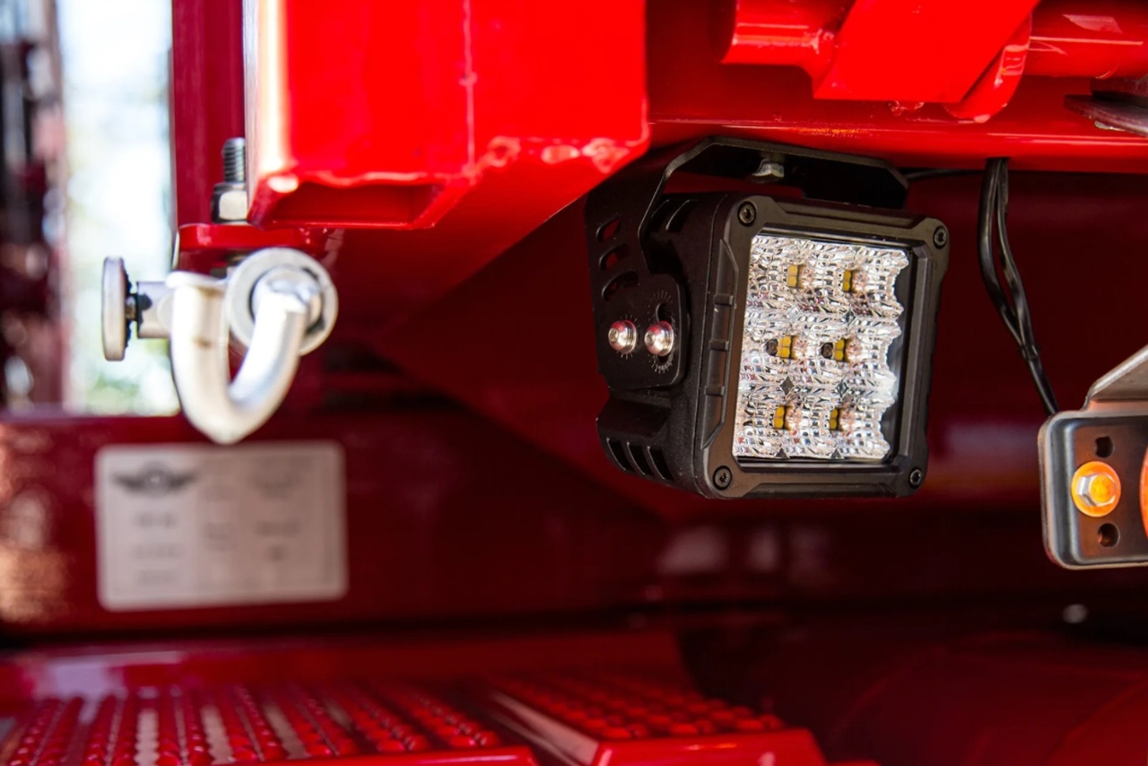 Lampe de travail Ledson Heavy Duty Triton 36x5W Osram LED 9831 Lumen Diffusion de lumière 120° IP67