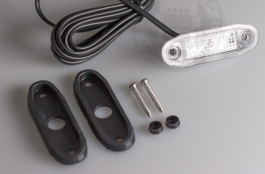 Éclairage Multivolt 12V 24V Étanche 2 LEDs 22x76x9mm Câble 3m