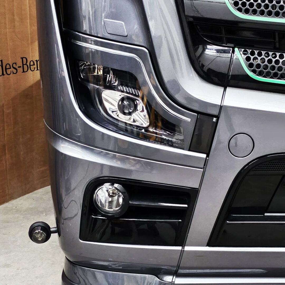 SOLARGUARD Angry Lookers Mercedes Actros Set Convient Pour Phares LED Et Halogènes