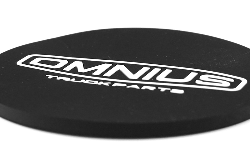 Set di 5 Ø 9 cm con logo 3D intarsiato in PVC flessibile antiscivolo