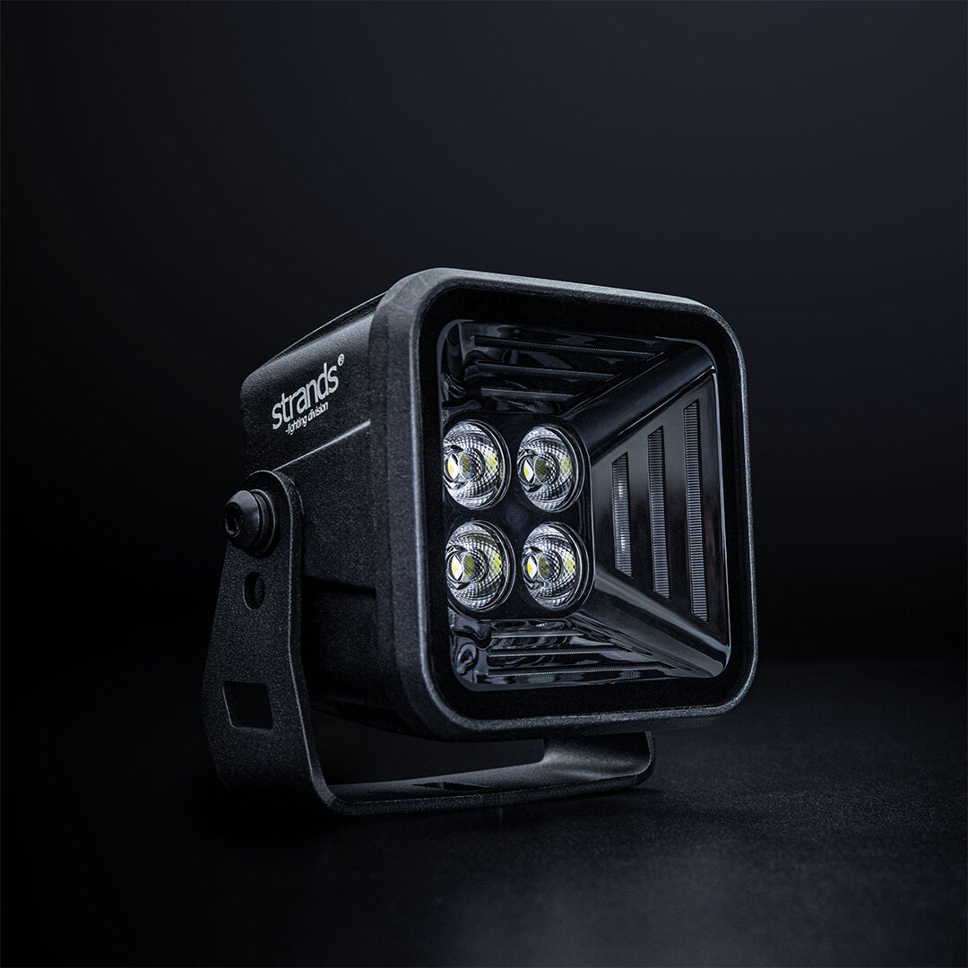 Lampe de travail STRANDS Dark Knight Fortex 39W 3200 Lumen Température de couleur réglable Feu de position rouge