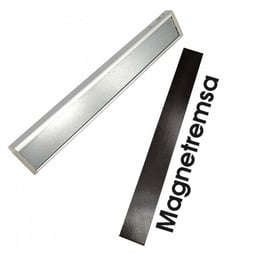Illuminazione Interna Sensore di Movimento Luce Bianca Calda 4xAAA Batterie 187x30x15mm