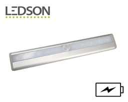 Illuminazione Interna Sensore di Movimento Luce Bianca Calda 4xAAA Batterie 187x30x15mm