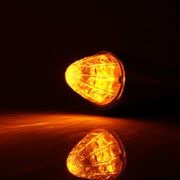 Torpedo Lampe 24V Verre Clair LEDs Jaunes Inclus Vis et Plaque
