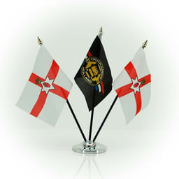 Bandiera FLAG-NI 10x15cm Nero Supporto in Plastica Punta dell'Asta Dorata
